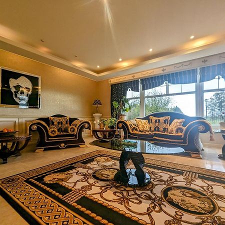 Finn Village - Loch Lomond Villa B&B - Black Room With Jacuzzi-Style Bath 글라스고 외부 사진