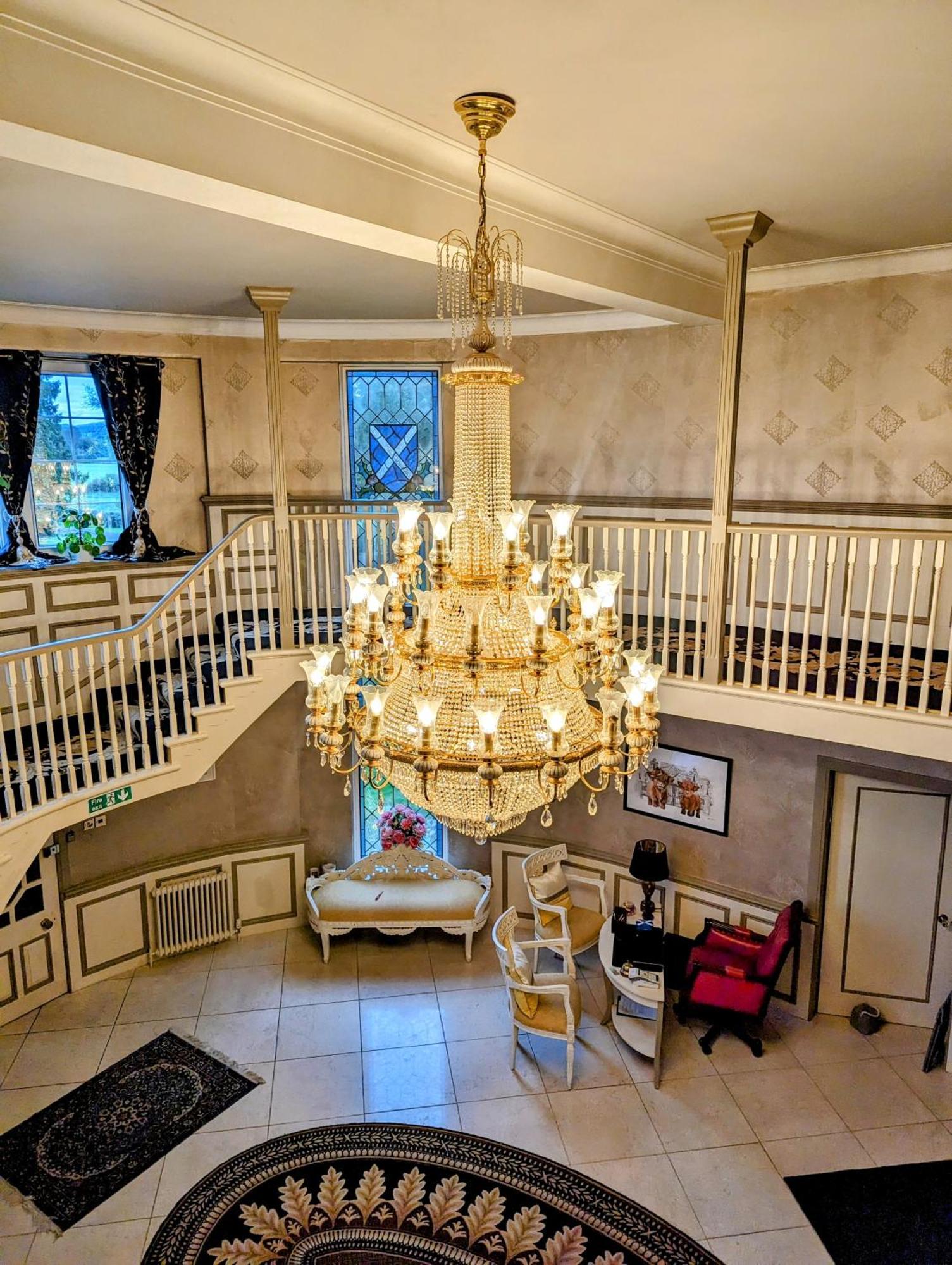 Finn Village - Loch Lomond Villa B&B - Black Room With Jacuzzi-Style Bath 글라스고 외부 사진