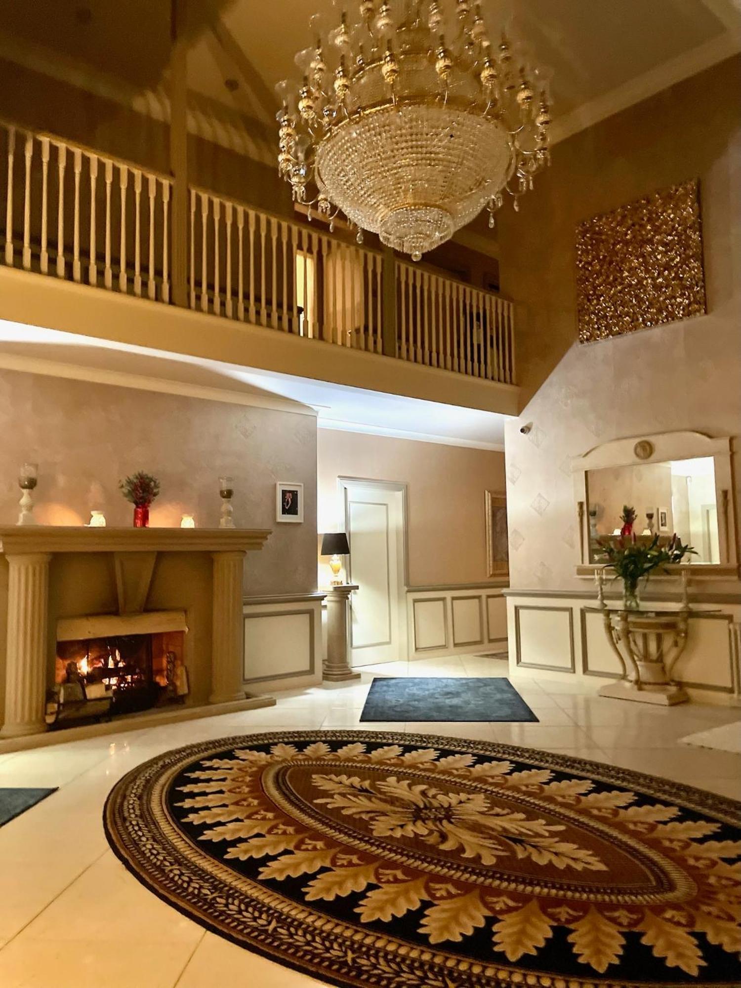 Finn Village - Loch Lomond Villa B&B - Black Room With Jacuzzi-Style Bath 글라스고 외부 사진