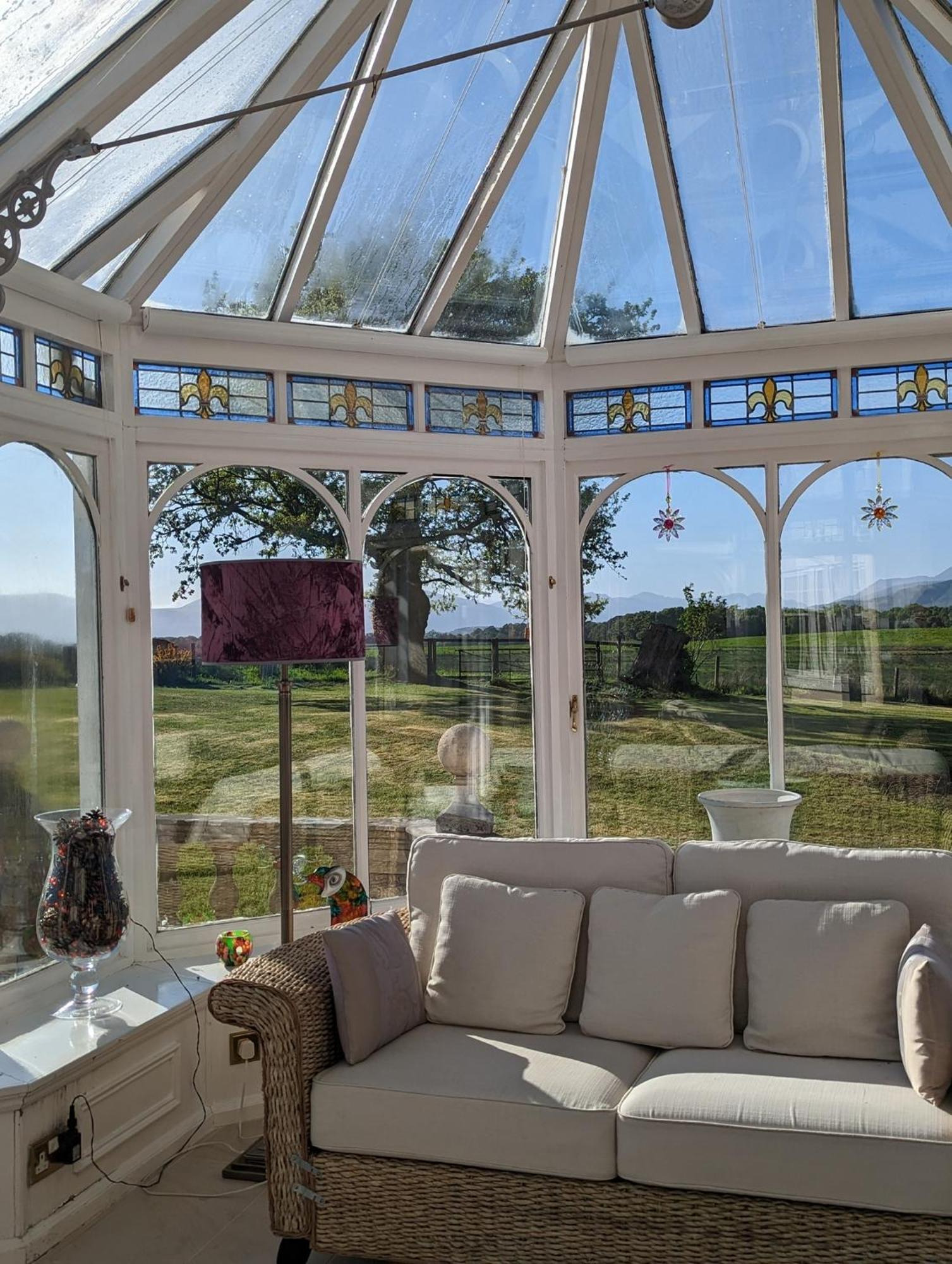 Finn Village - Loch Lomond Villa B&B - Black Room With Jacuzzi-Style Bath 글라스고 외부 사진