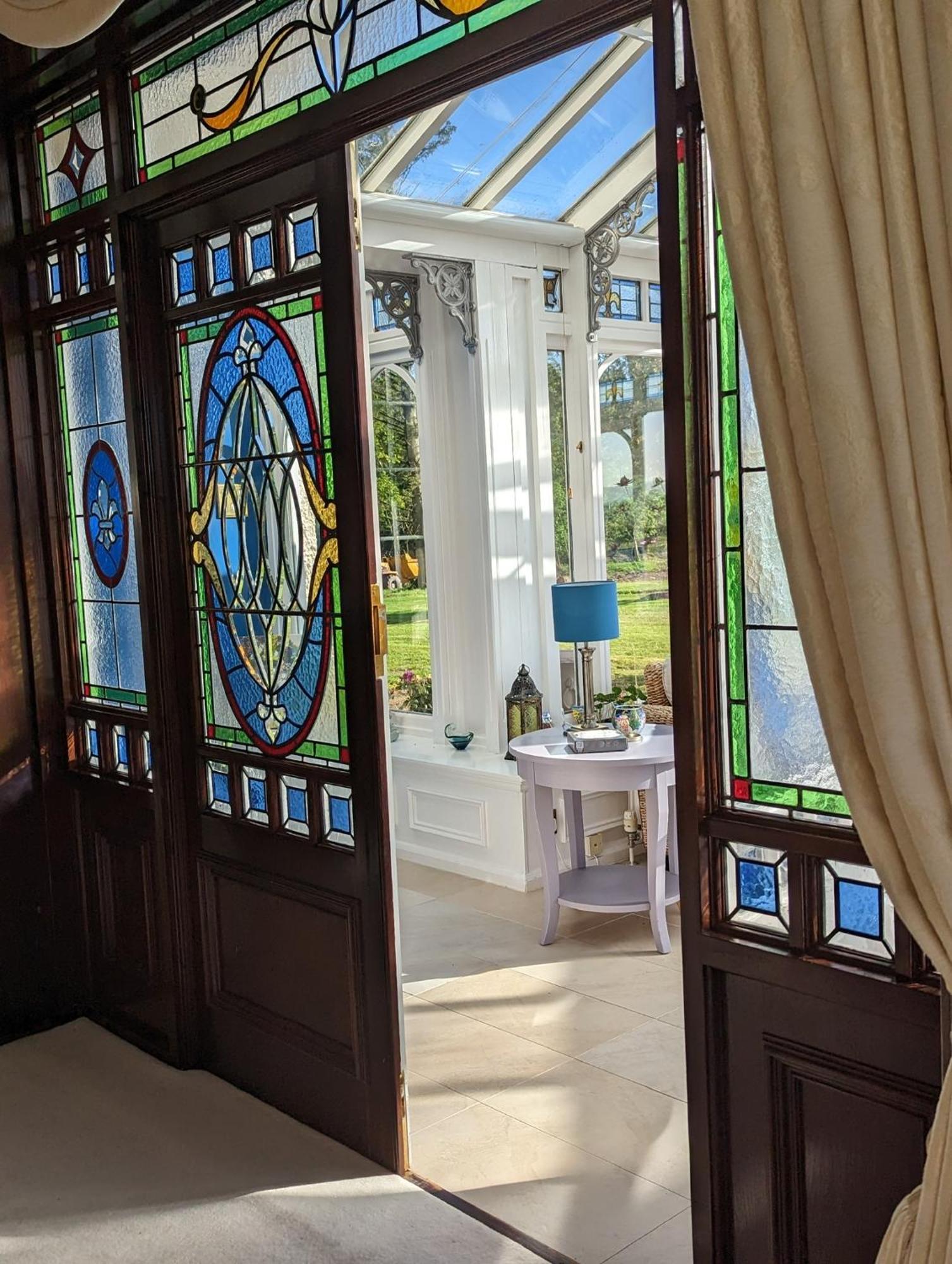 Finn Village - Loch Lomond Villa B&B - Black Room With Jacuzzi-Style Bath 글라스고 외부 사진